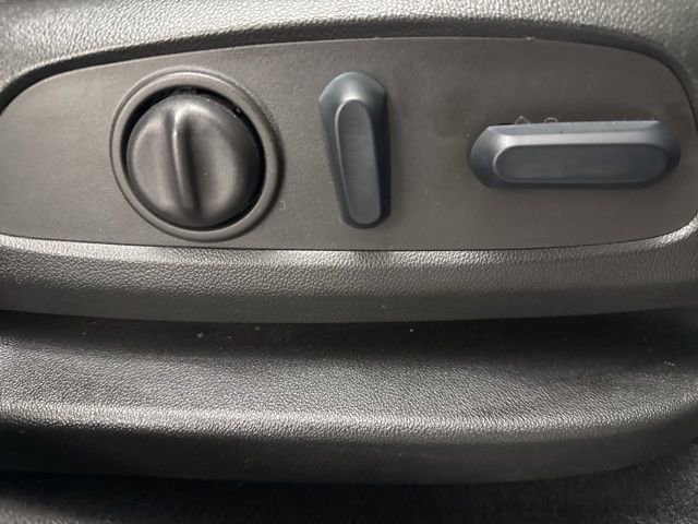 Used 2022 GMC Acadia Denali w/ Black Diamond Edition image 35