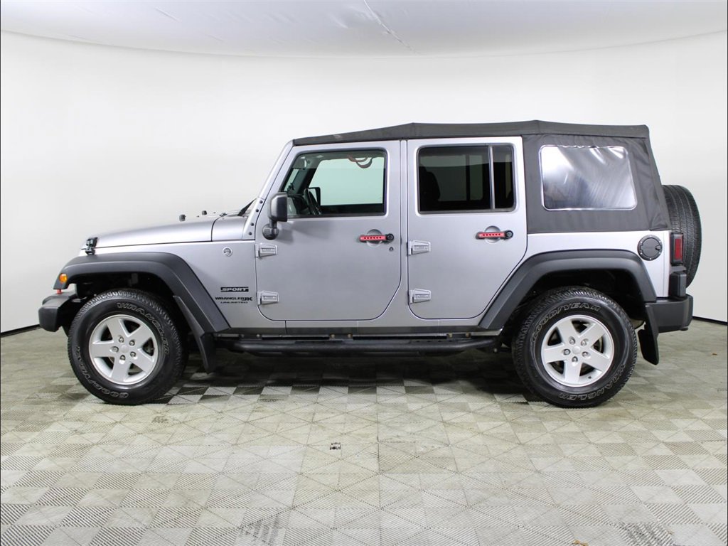 Used 2018 Jeep Wrangler Unlimited Sport S image 2