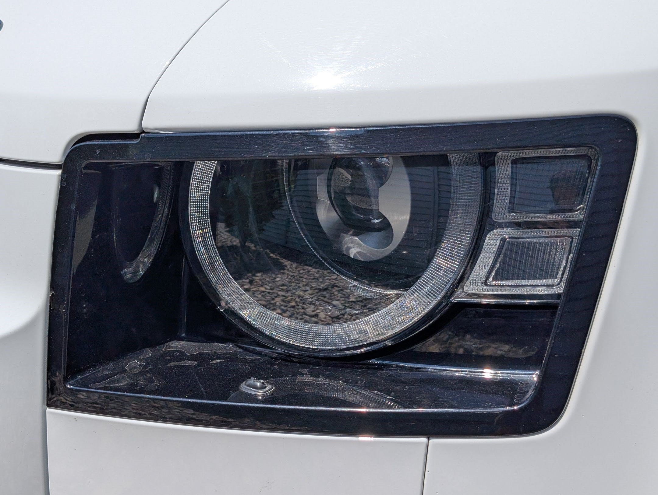 Used 2023 Land Rover Defender 110 S AWD/4WD image 12