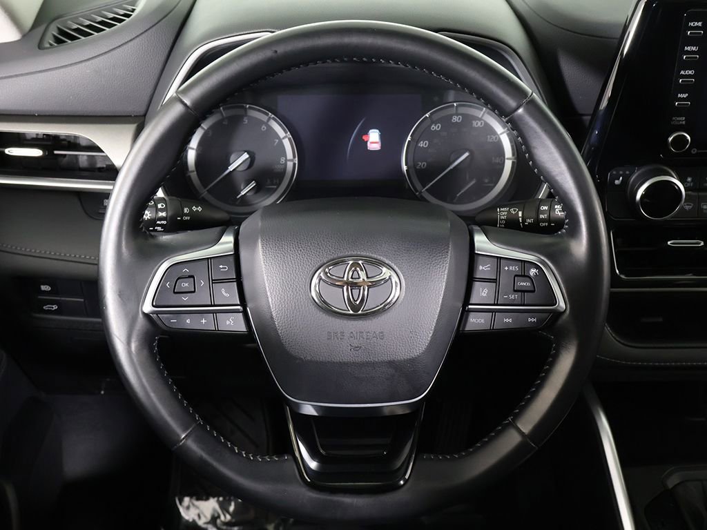 Used 2021 Toyota Highlander XLE image 44