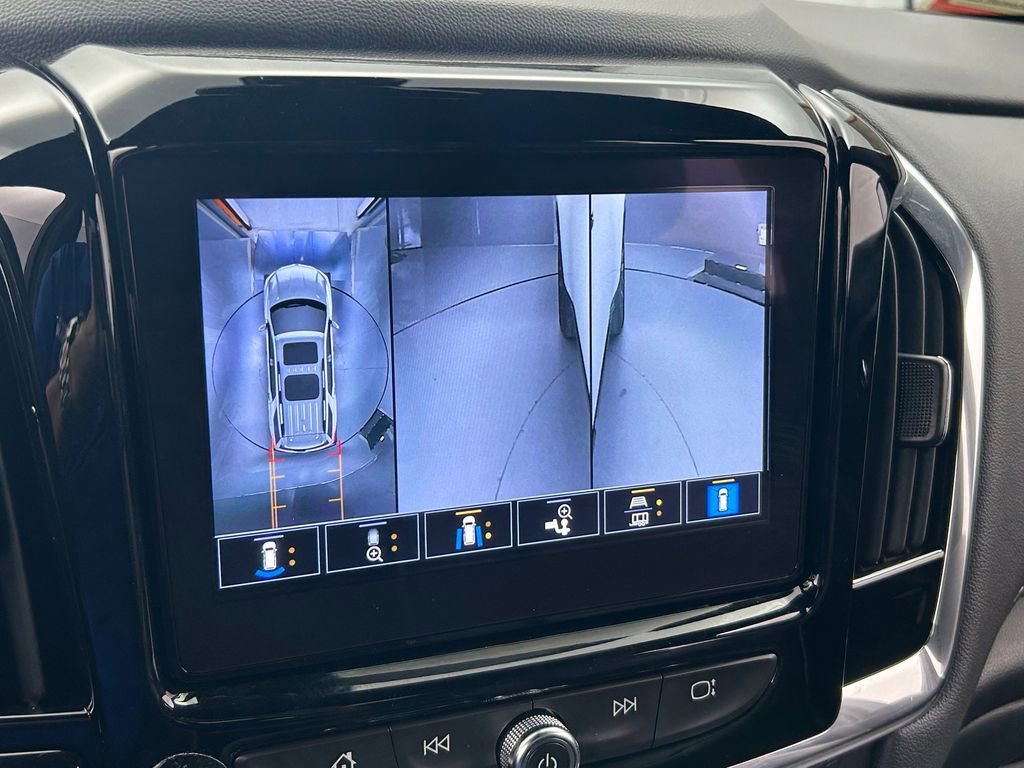 Used 2023 Chevrolet Traverse Premier w/ Redline Edition image 21