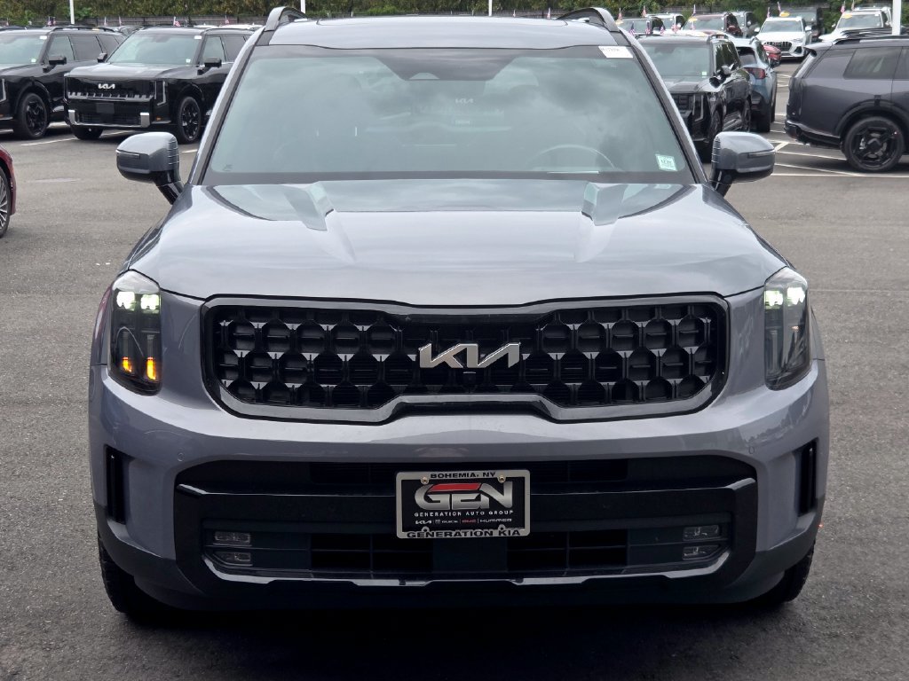 Used 2024 Kia Telluride SX Prestige X-Pro AWD/4WD image 2