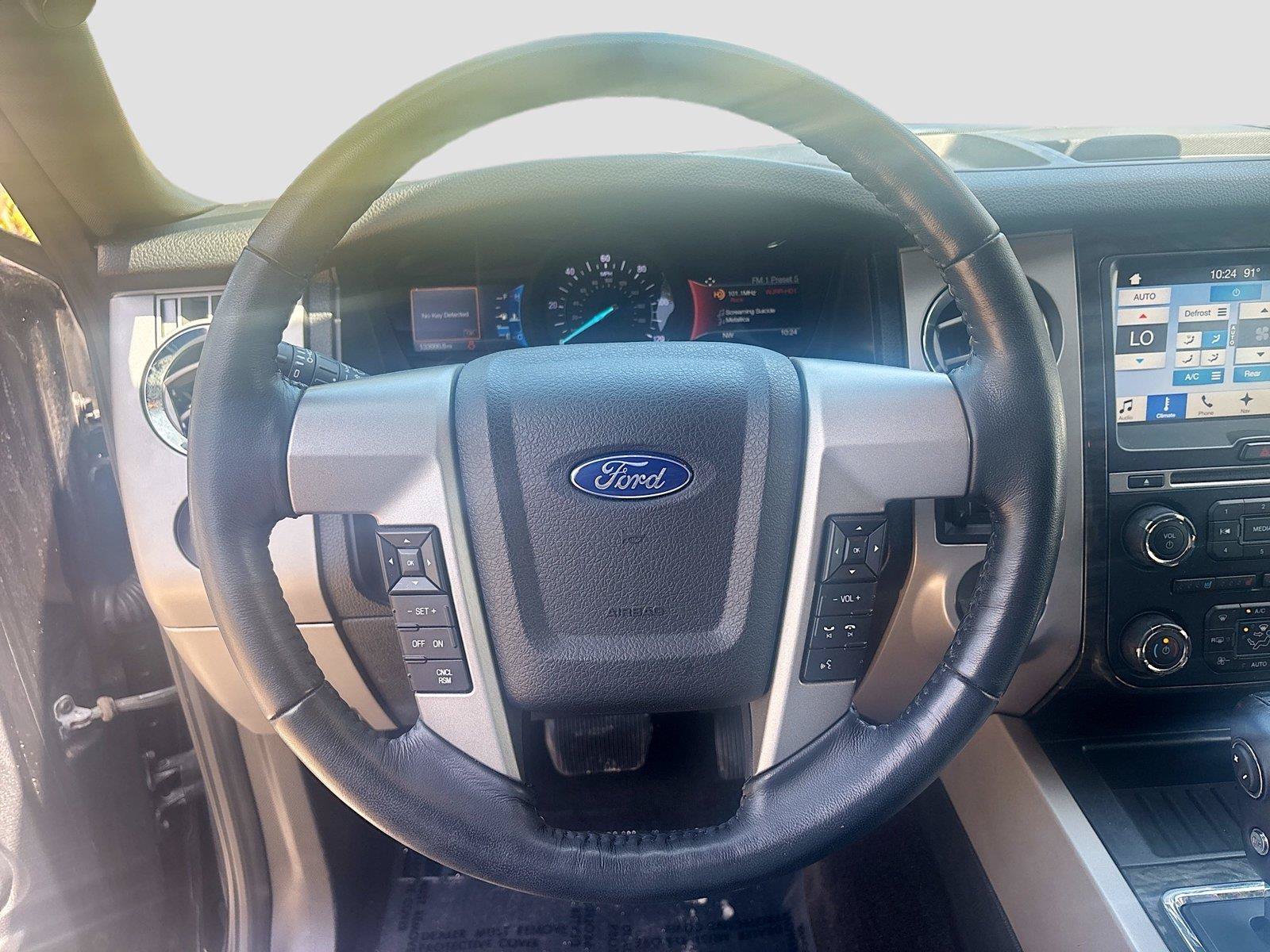 Used 2017 Ford Expedition EL Limited w/ Equipment Group 301A RWD image 15
