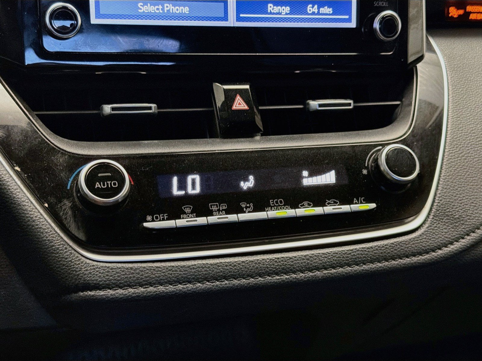 Used 2020 Toyota Corolla SE FWD image 10