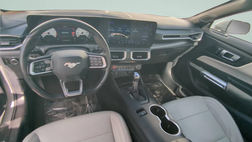 Used 2024 Ford Mustang Premium RWD image 10