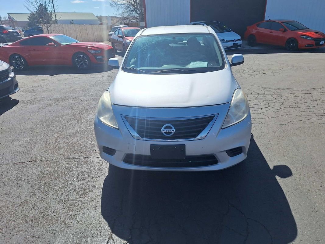 Used 2013 Nissan Versa SV w/ Convenience Pkg image 11
