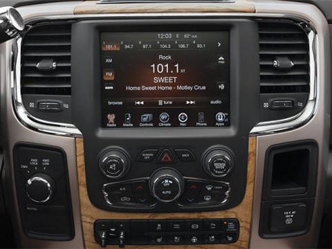 Used 2014 RAM 2500 Laramie w/ Cold Weather Group image 12