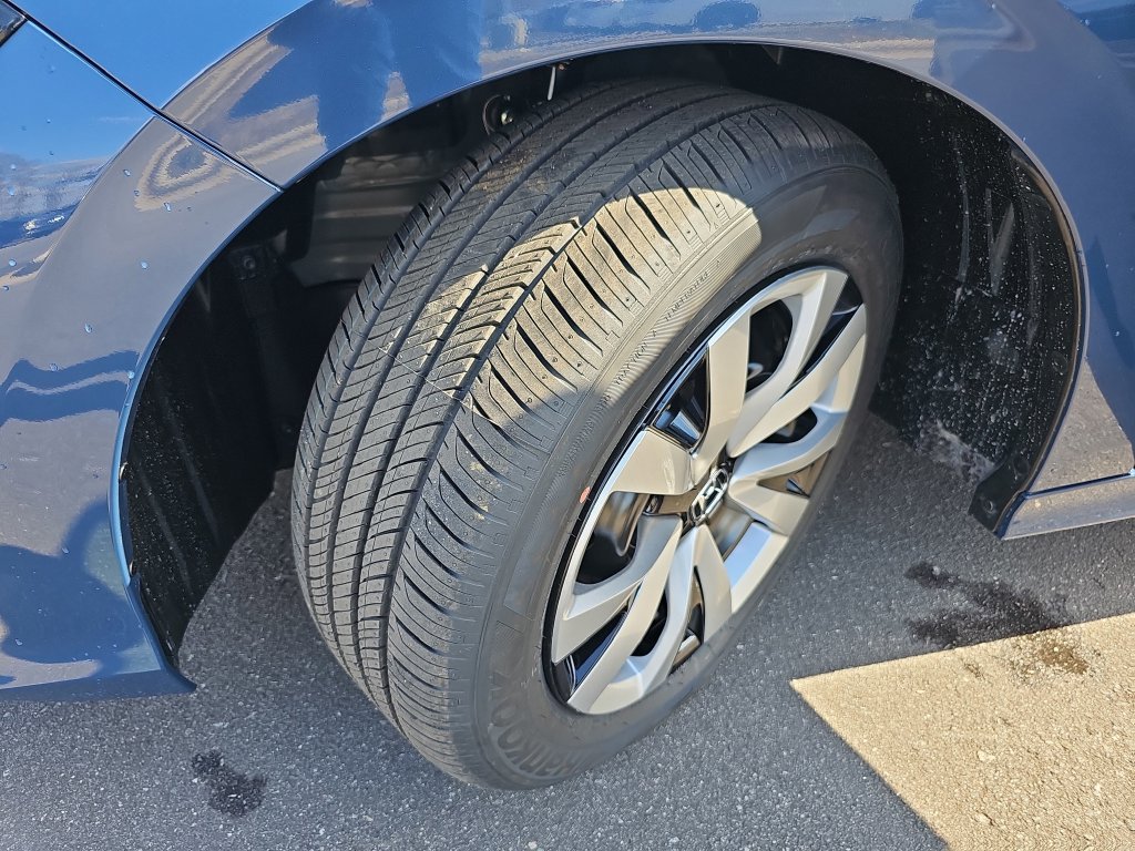 Used 2026 Honda Civic LX image 18