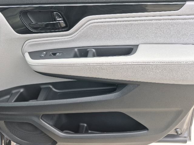 Certified 2023 Honda Odyssey Touring image 30