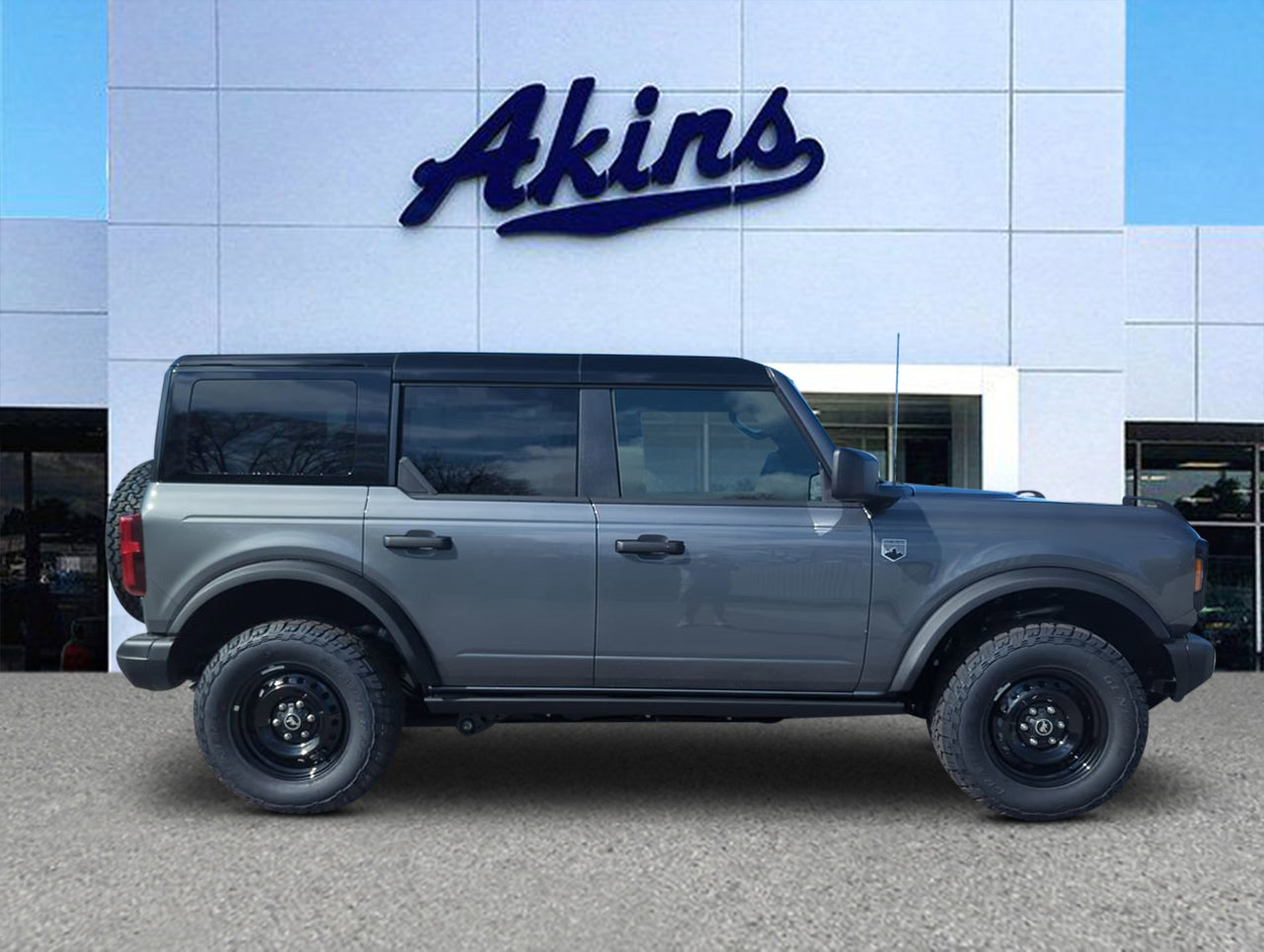 New 2026 Ford Bronco Big Bend w/ Black Diamond Package