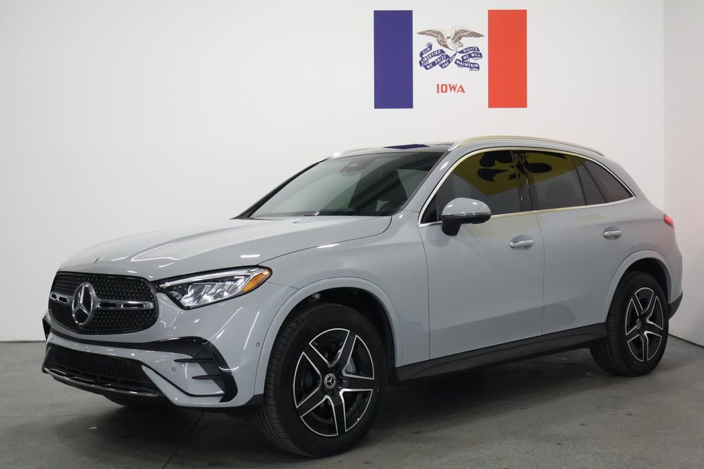 Certified 2025 Mercedes-Benz GLC 300 4MATIC image 8