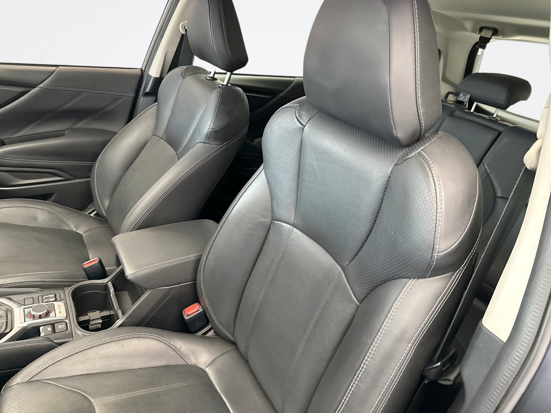 Used 2020 Subaru Forester Limited w/ Popular Package #3 AWD/4WD image 11