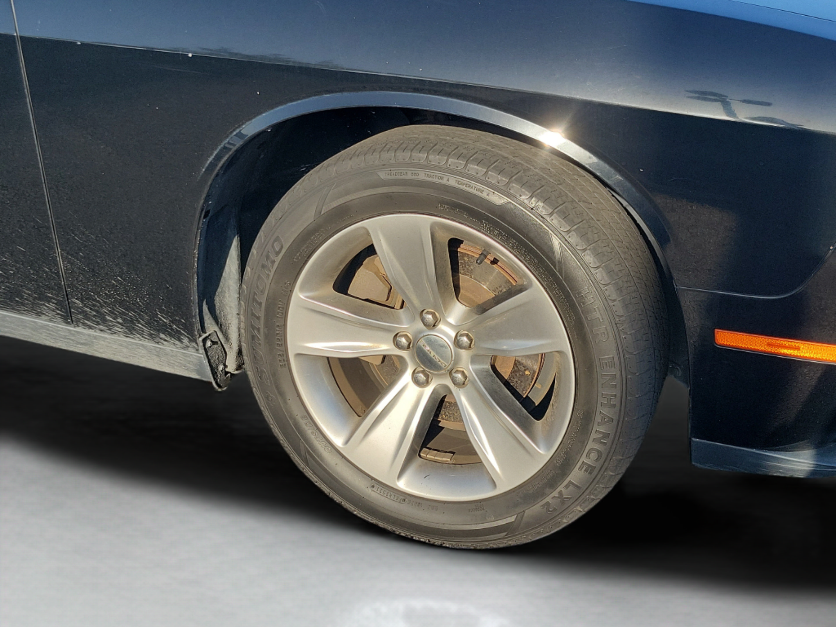 Used 2016 Dodge Challenger SXT RWD image 19