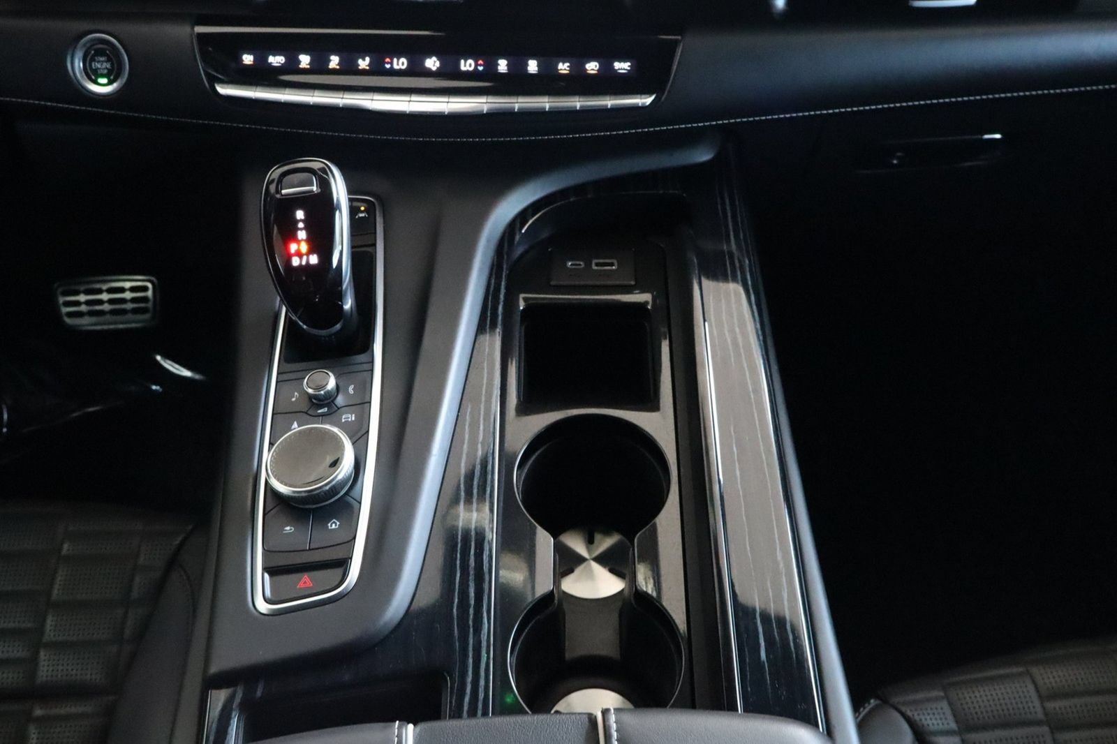 Used 2023 Cadillac Escalade V AWD/4WD image 34