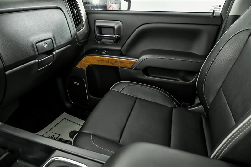 Used 2018 Chevrolet Silverado 2500 High Country w/ Duramax Plus Package AWD/4WD image 28