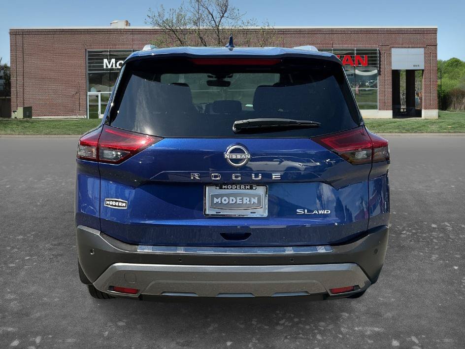 Certified 2023 Nissan Rogue SL w/ SL Premium Package AWD/4WD image 3