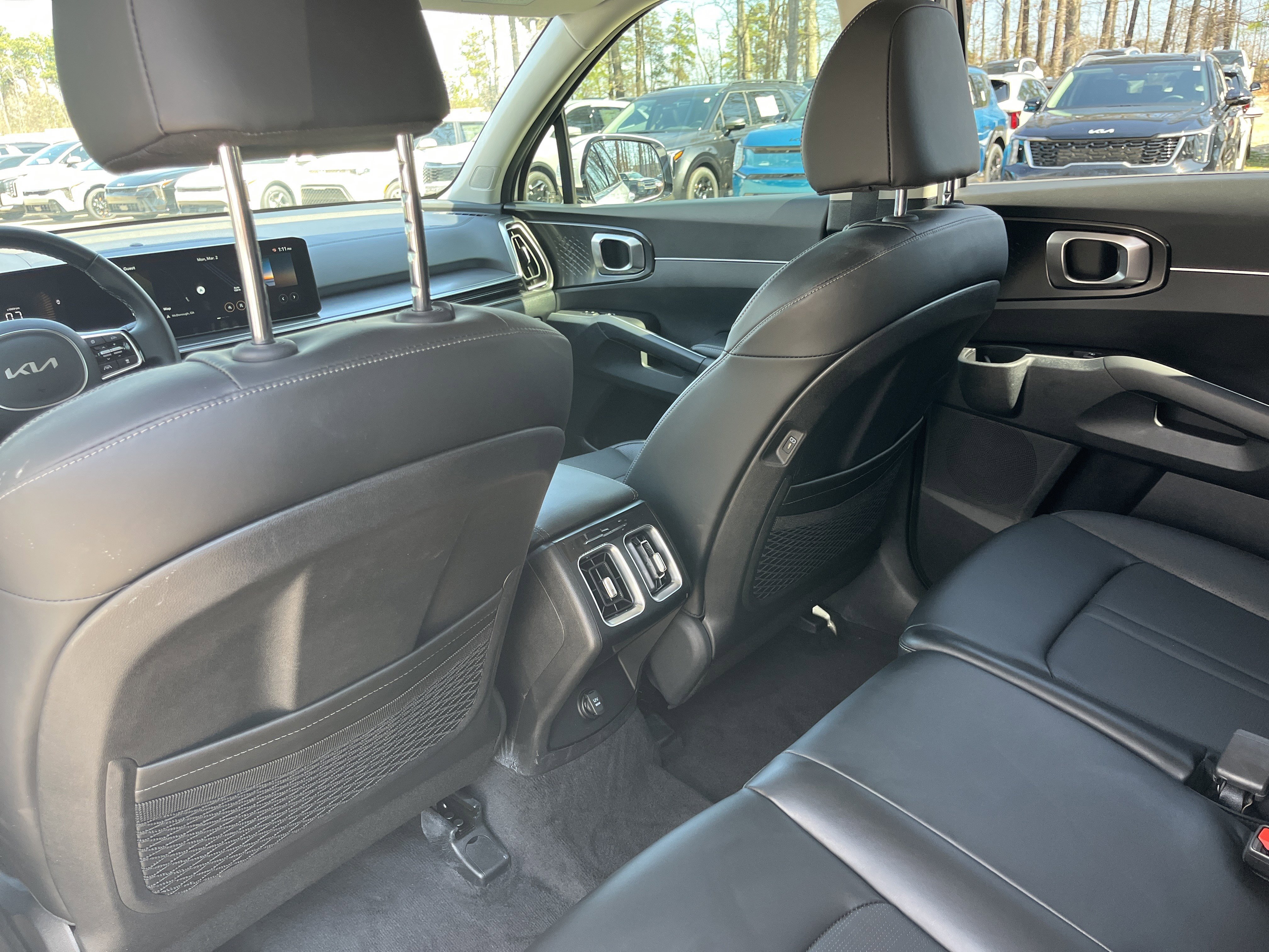 Certified 2025 Kia Sorento S w/ Panoramic Sunroof Package image 21