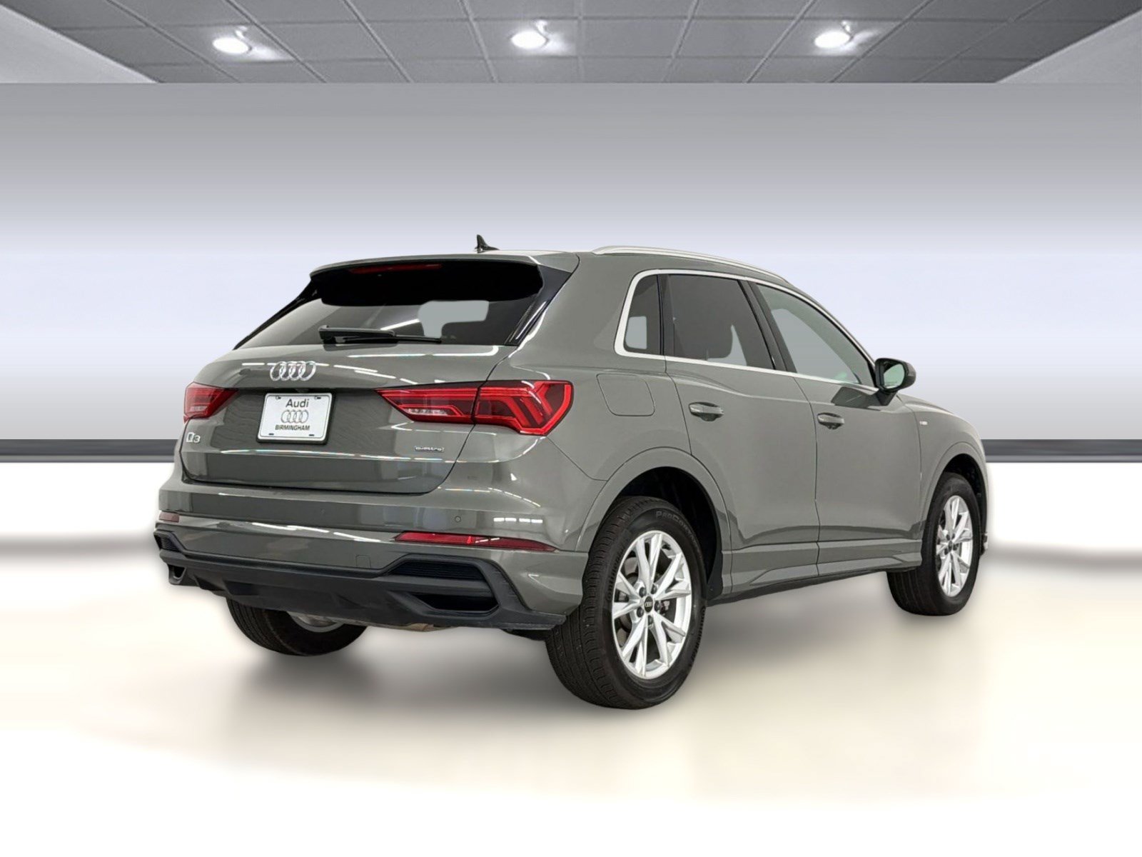Certified 2025 Audi Q3 2.0T Premium w/ Convenience Package AWD/4WD image 9