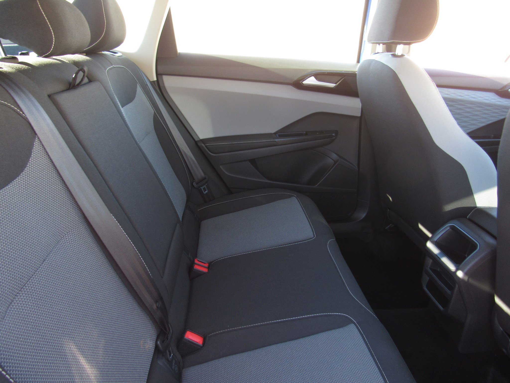 Used 2024 Volkswagen Taos S image 11