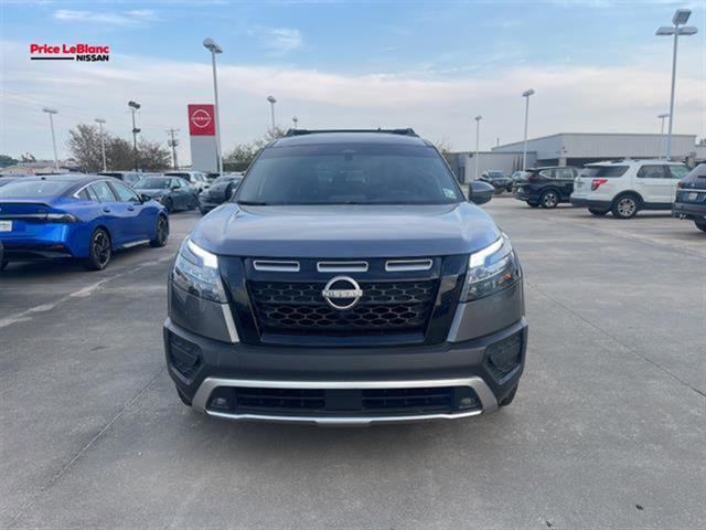 Used 2023 Nissan Pathfinder Rock Creek AWD/4WD image 2