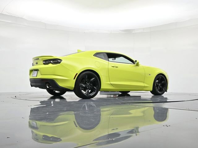 Used 2021 Chevrolet Camaro LT w/ RS Package image 28