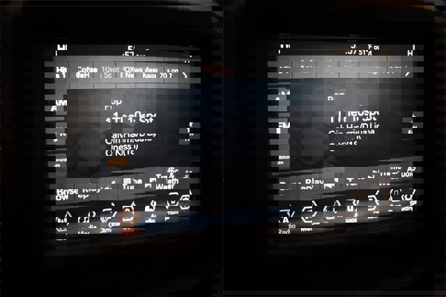 Used 2018 Jeep Wrangler Unlimited Sport S image 8