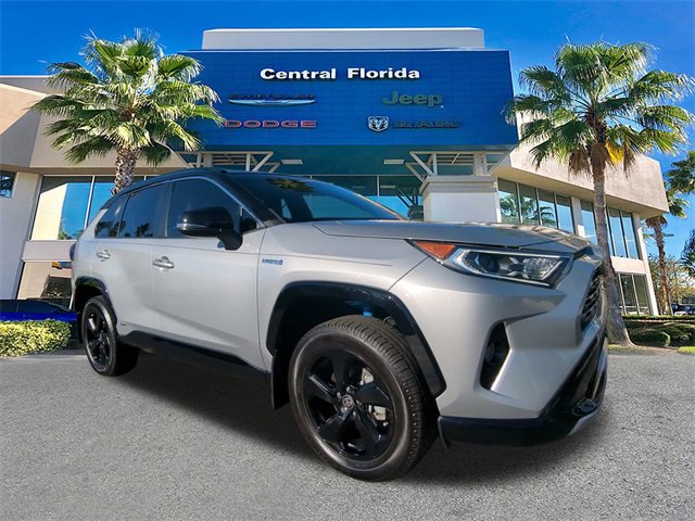 Used 2021 Toyota RAV4 XSE image 2