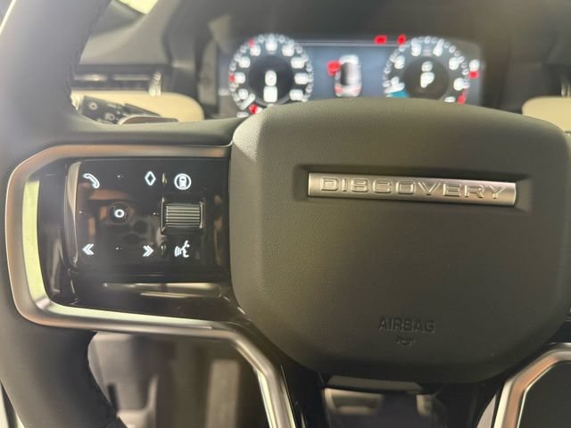 New 2026 Land Rover Discovery Sport Landmark AWD/4WD image 17