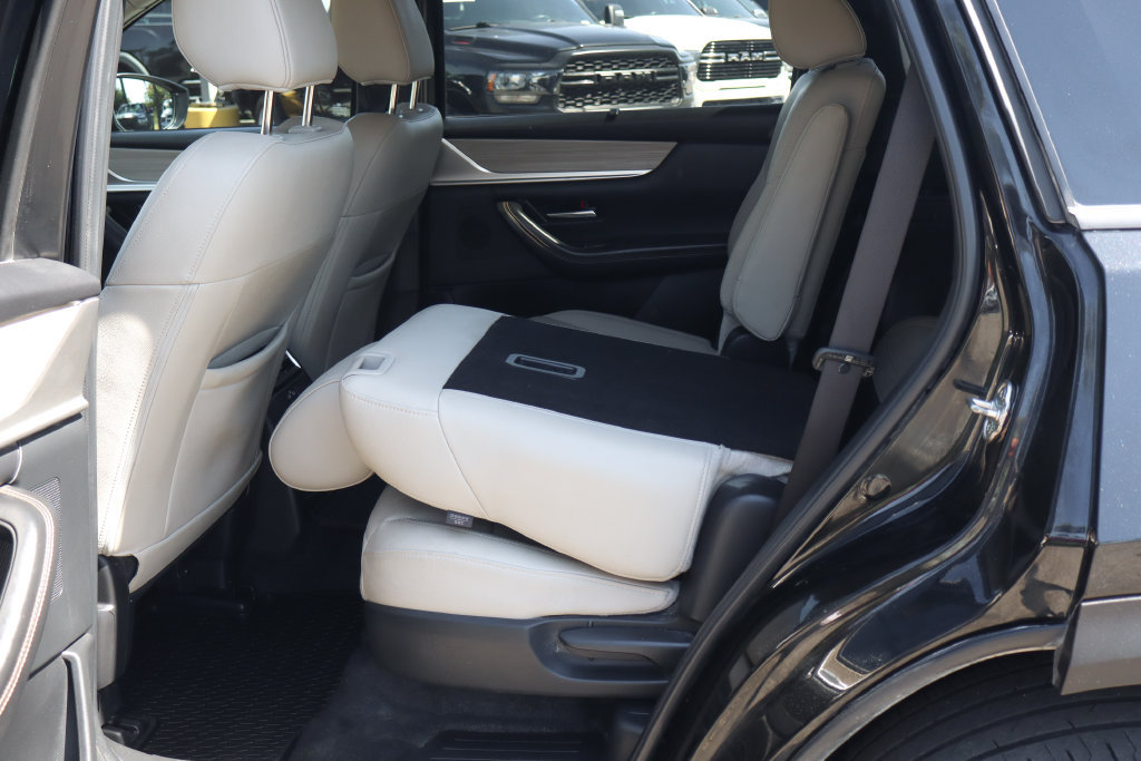 Used 2025 MAZDA CX-90 Plug-In Hybrid w/Premium Sport AWD/4WD image 45