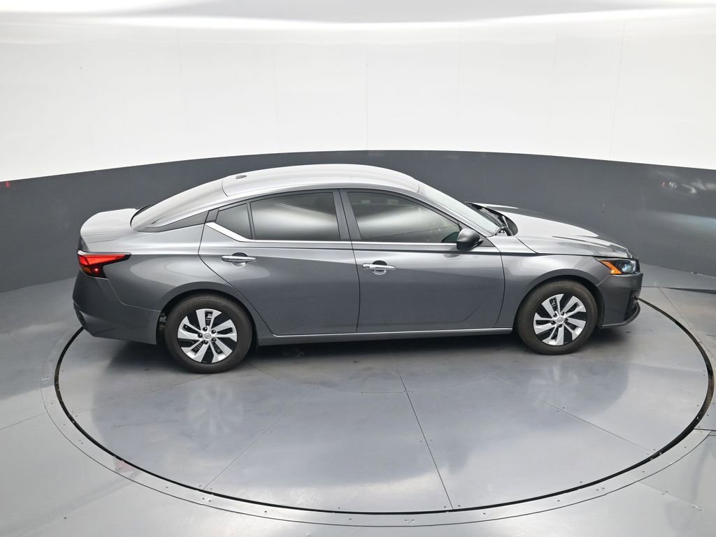 Used 2025 Nissan Altima 2.5 S image 32