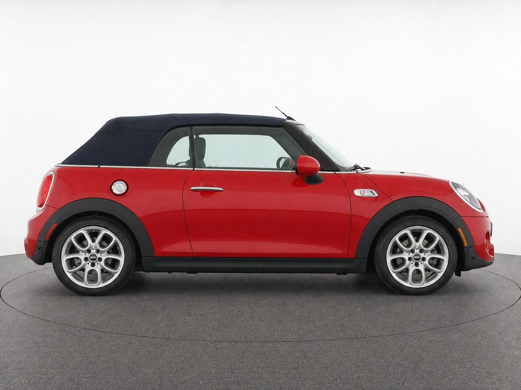 Used 2018 MINI Cooper S FWD image 8