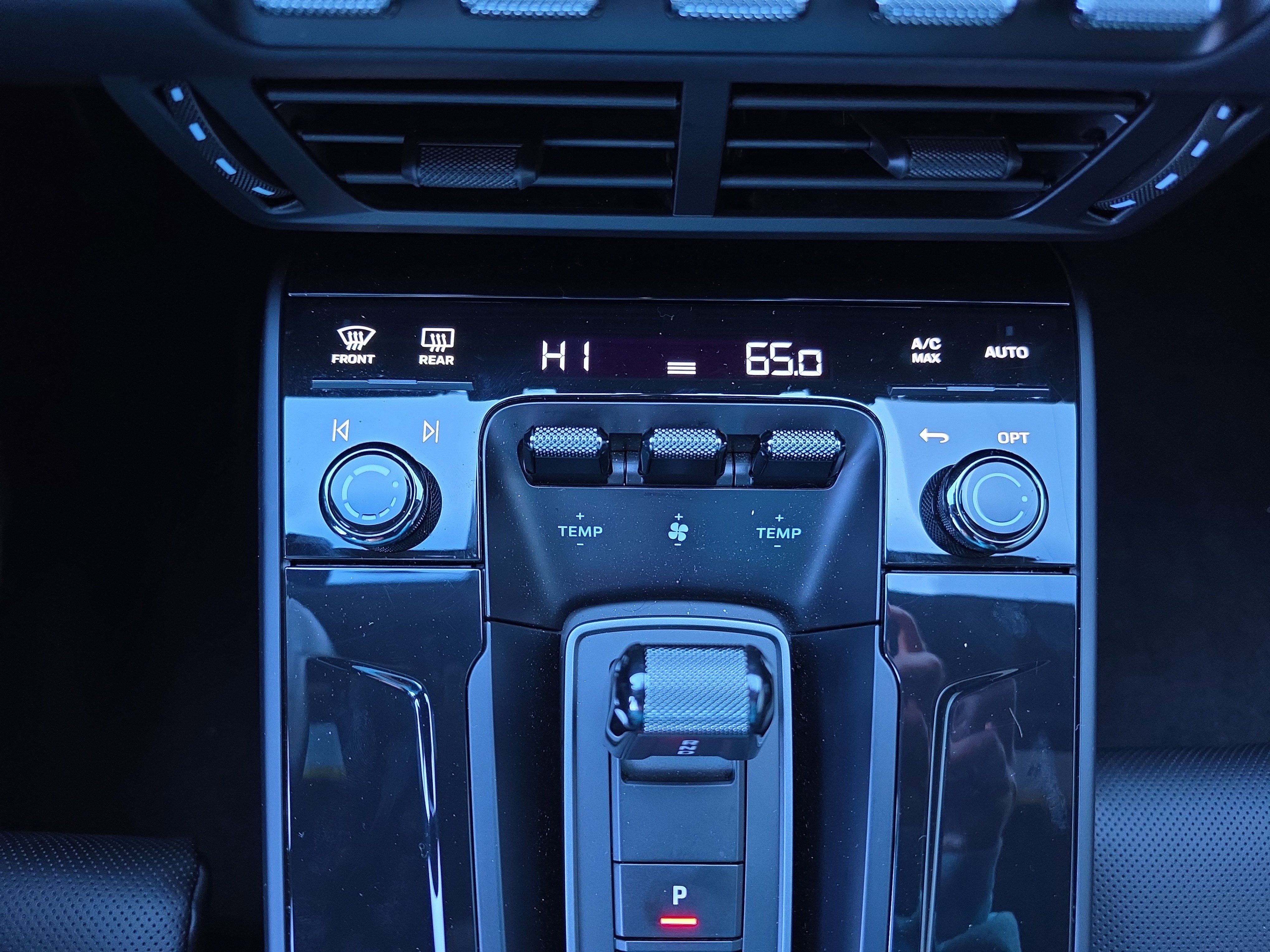 Certified 2025 Porsche 911 GTS image 20