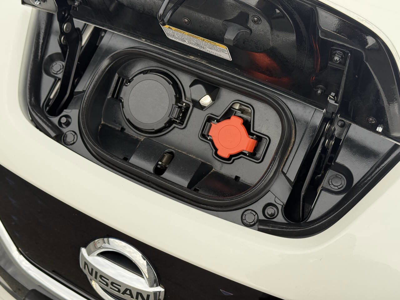 Used 2022 Nissan Leaf SL Plus image 3