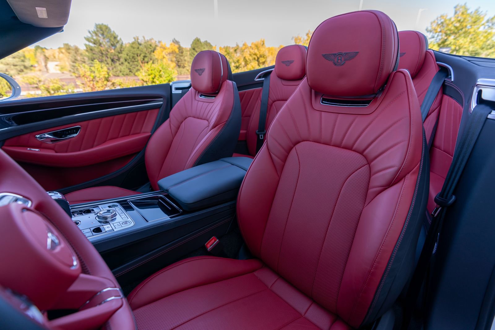 Certified 2024 Bentley Continental GT image 25