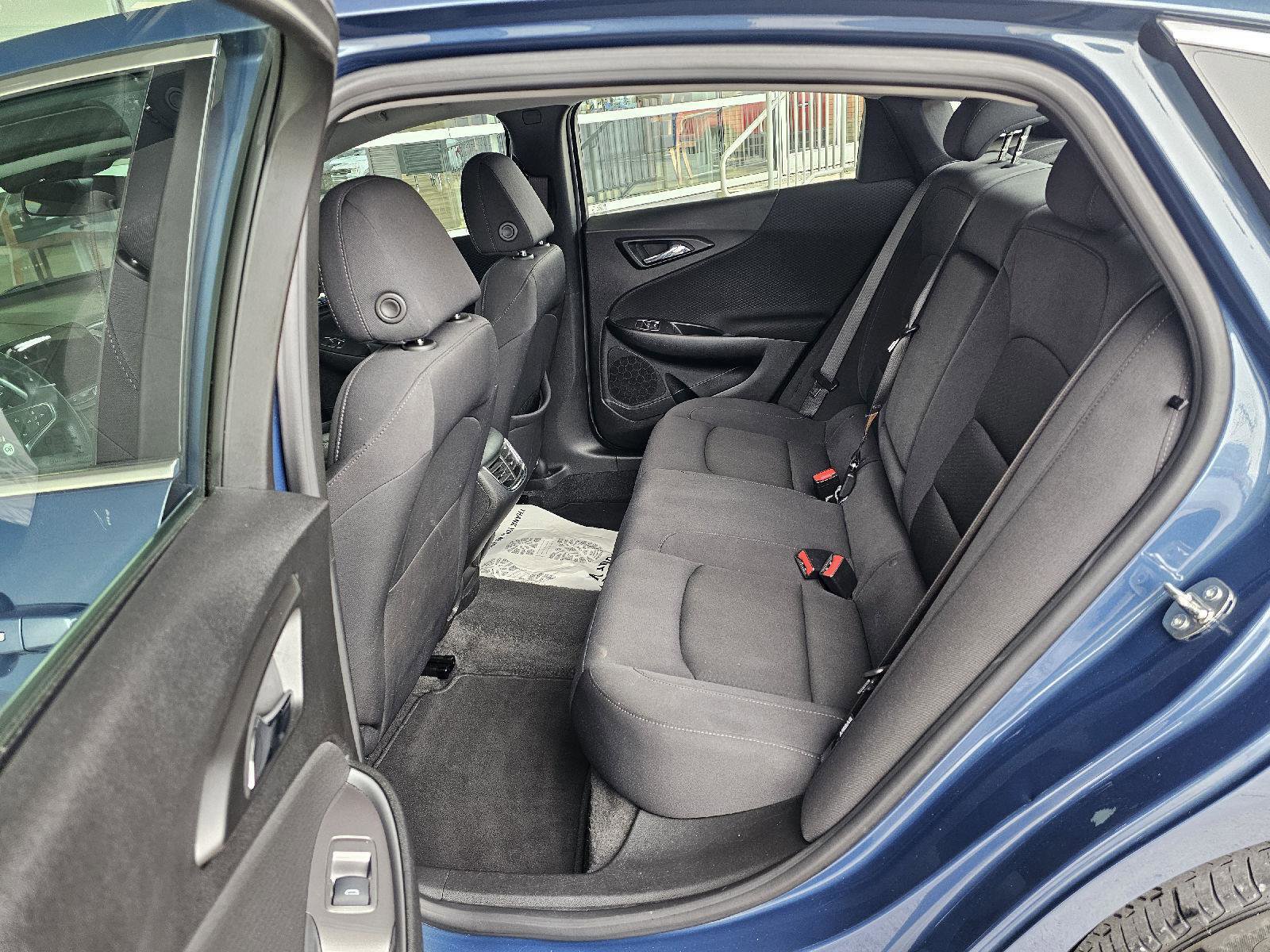 Used 2024 Chevrolet Malibu LT image 17