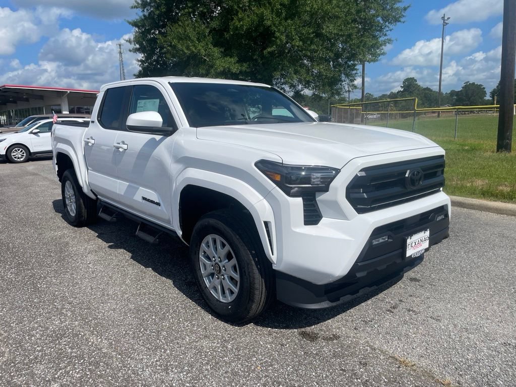 New 2026 Toyota Tacoma SR5