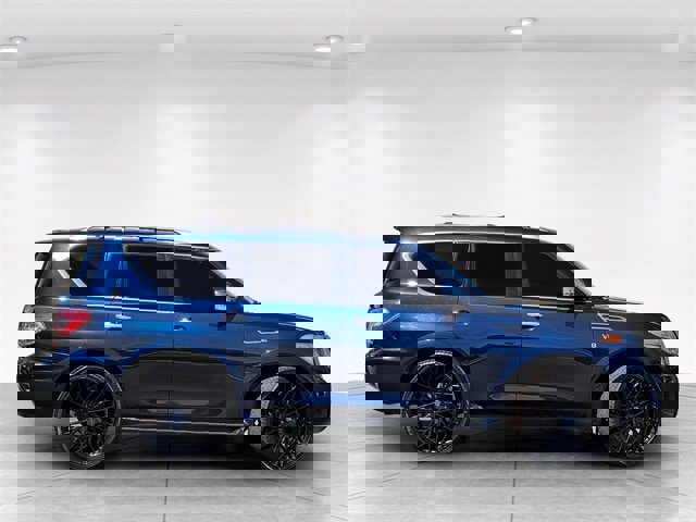 Used 2020 Nissan Armada Platinum image 3