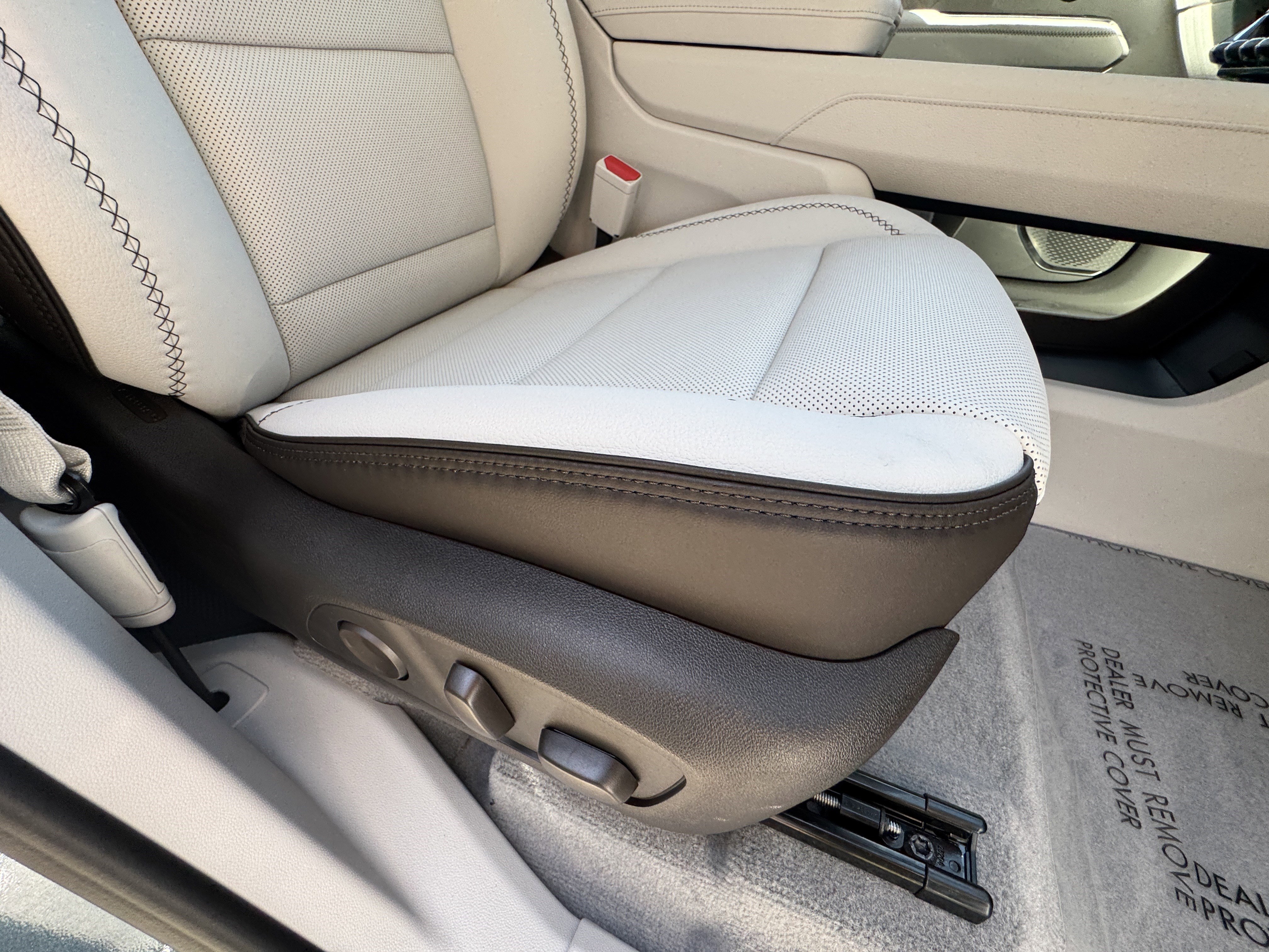 New 2026 GMC Acadia Denali w/ Super Cruise Package image 20