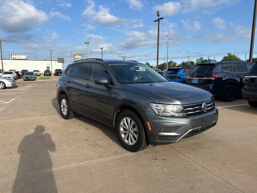 Used 2020 Volkswagen Tiguan S FWD image 3