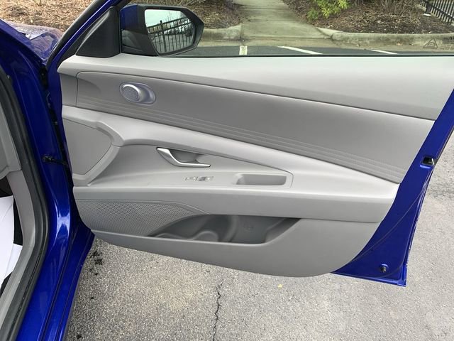 Used 2024 Hyundai Elantra SEL image 13