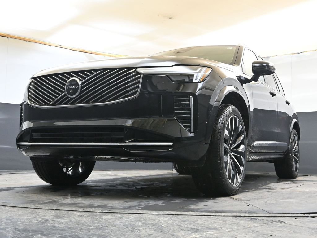 New 2026 Volvo XC90 B6 Plus w/ Protection Package Premier image 41