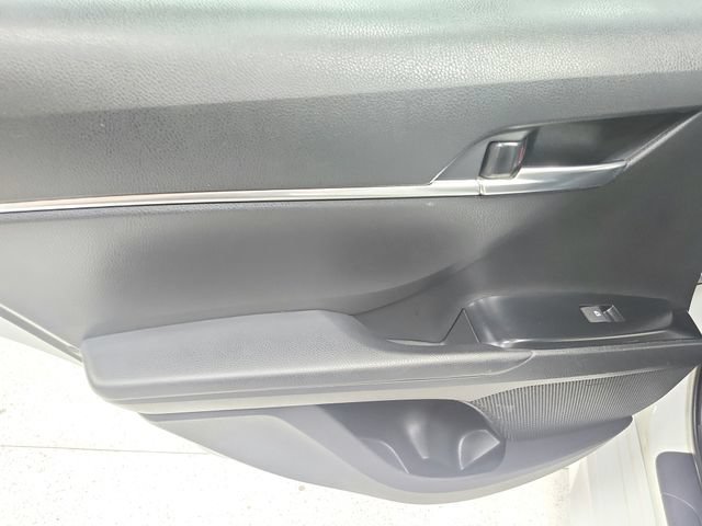Used 2020 Toyota Camry SE FWD image 35