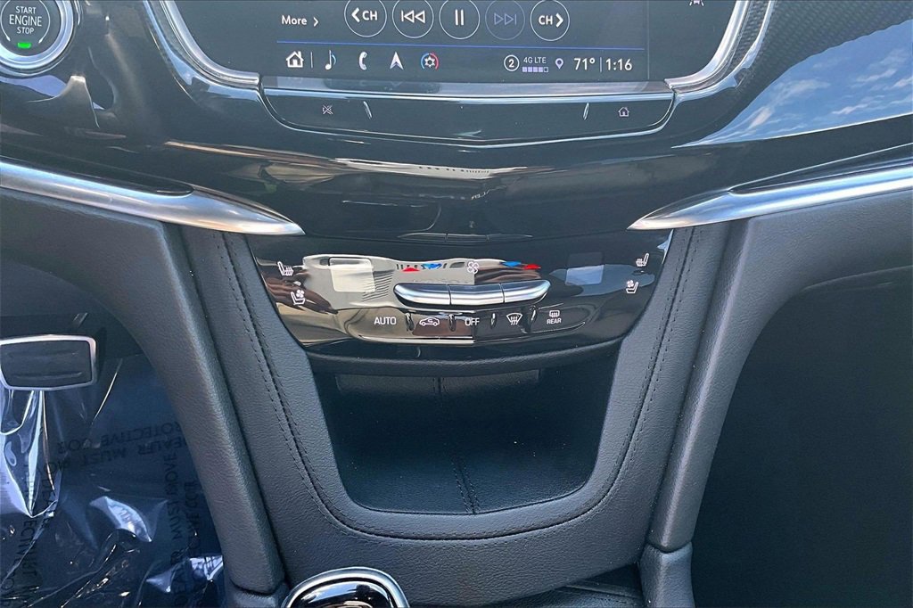 Certified 2022 Cadillac XT6 Sport w/ Technology Package image 15