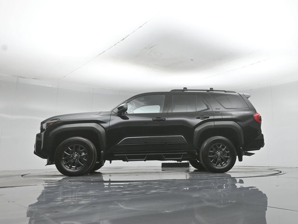 Used 2025 Toyota 4Runner SR5 AWD/4WD image 55