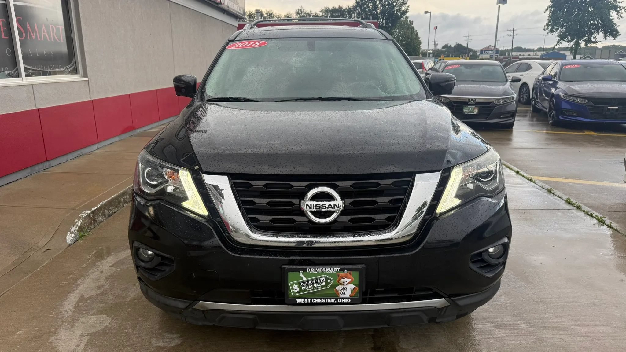 Used 2018 Nissan Pathfinder Platinum w/ Cargo Package FWD image 6