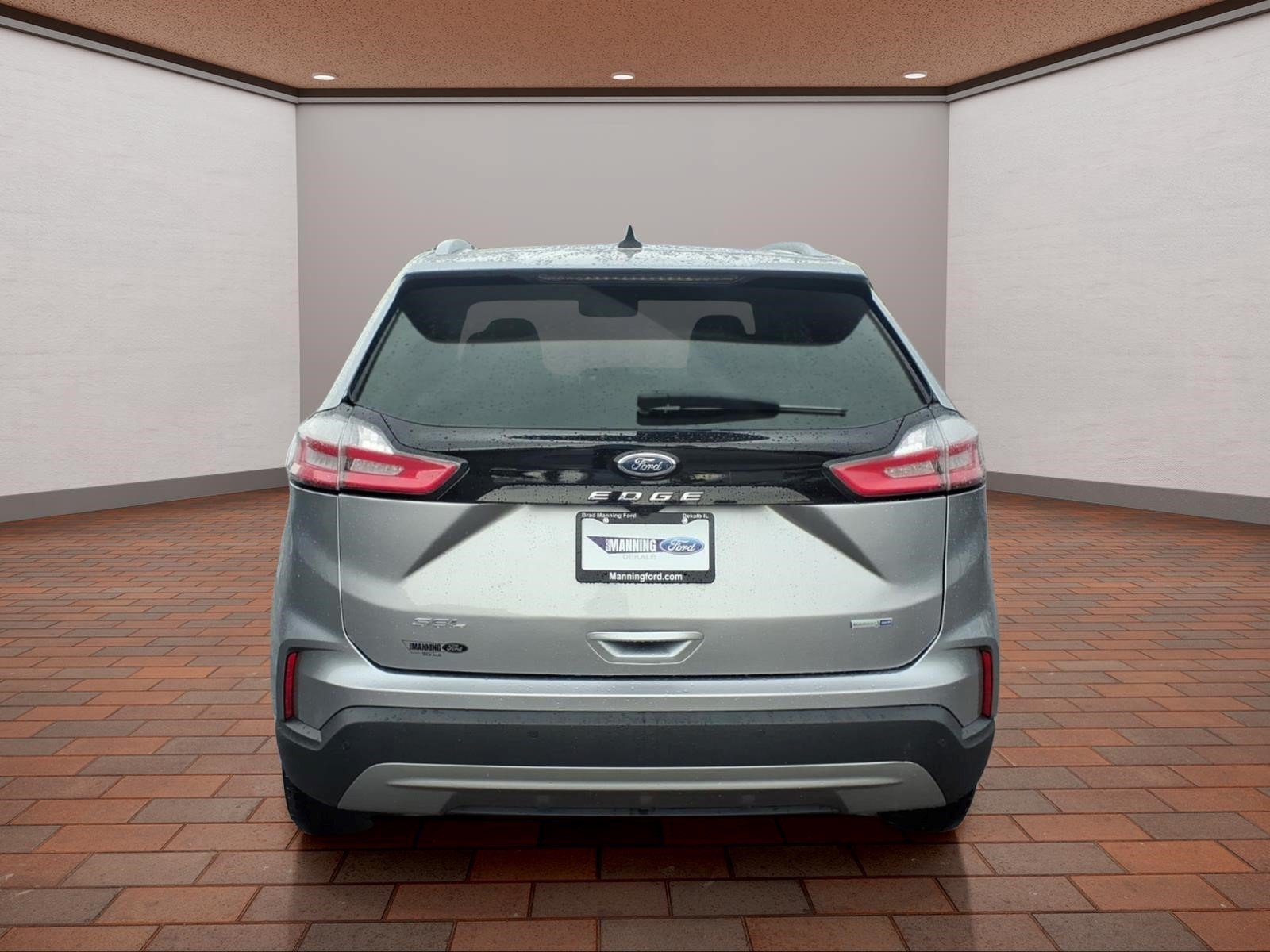 Used 2023 Ford Edge SEL w/ Convenience Package AWD/4WD image 4