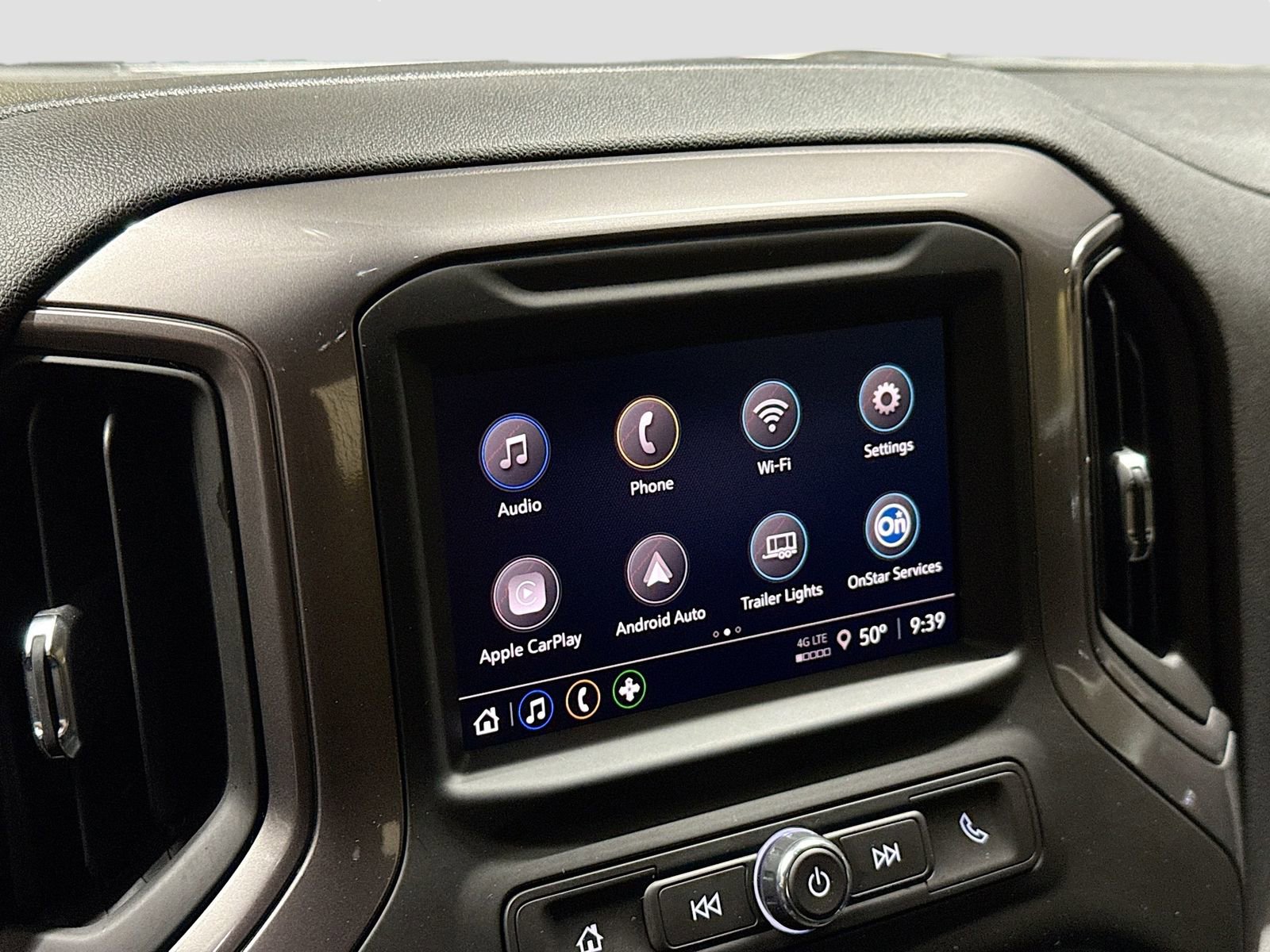 Used 2025 Chevrolet Silverado 1500 Custom Trail Boss w/ Turbomax Blackout Package image 18