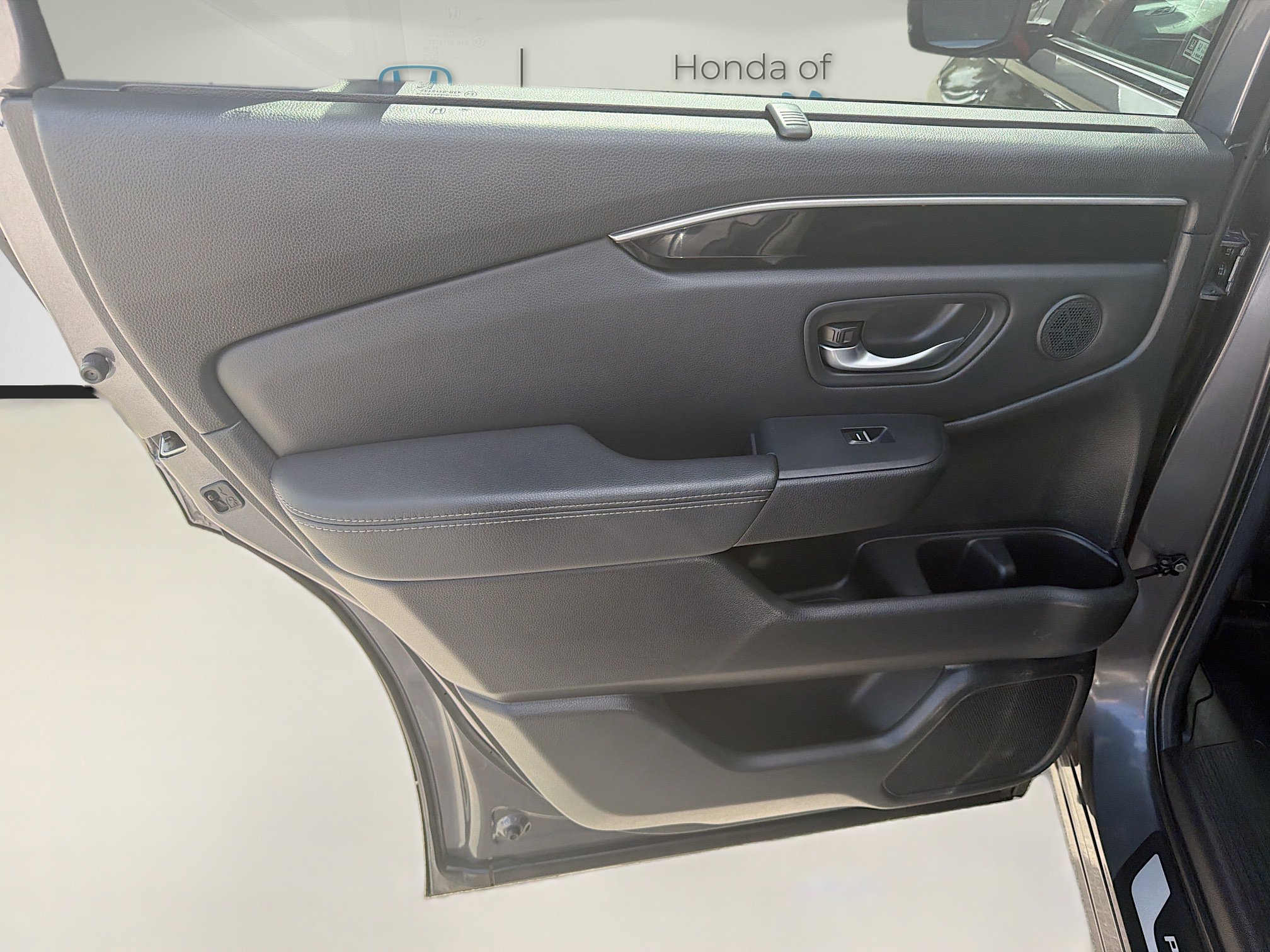 Certified 2025 Honda Pilot EX-L image 25