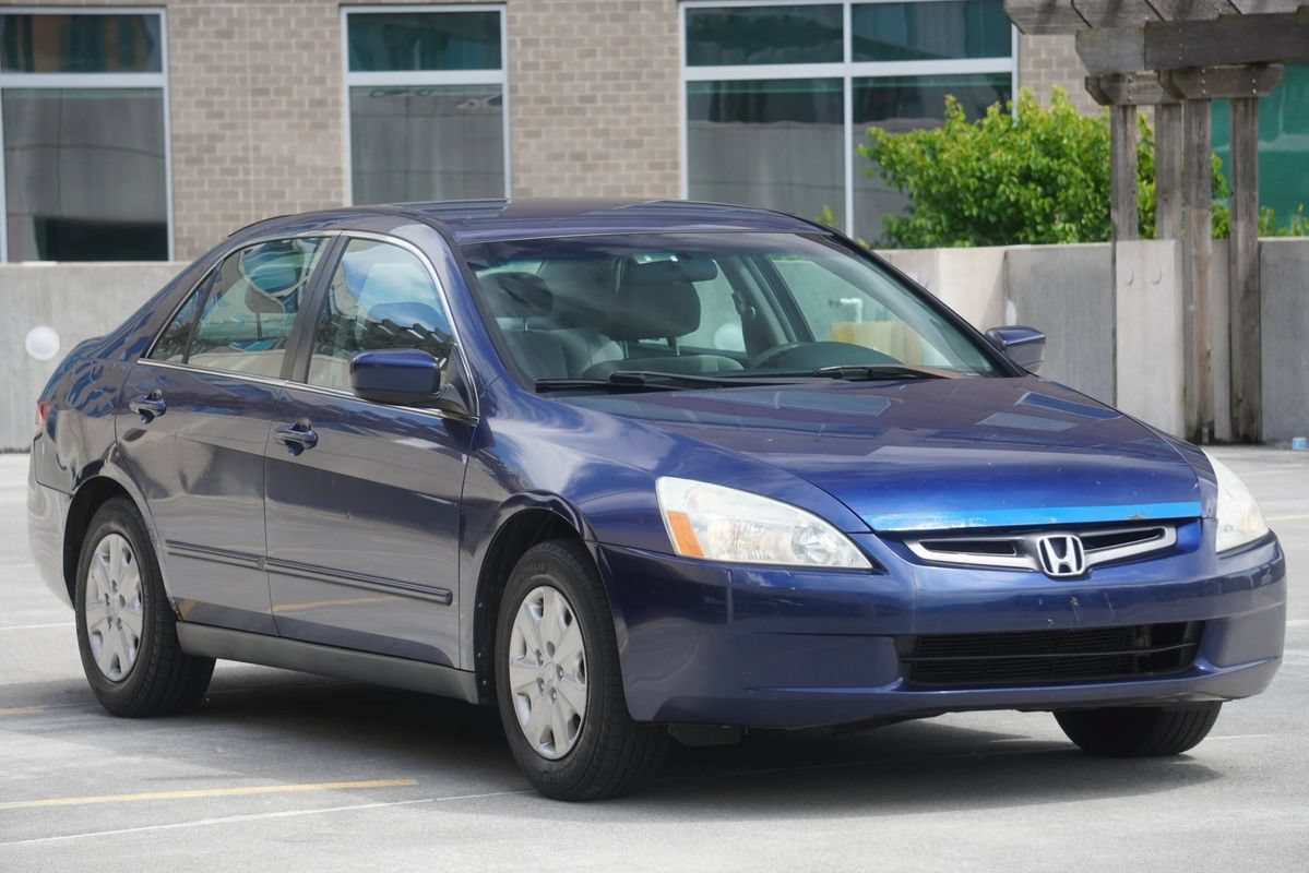 Used 2004 Honda Accord LX image 9