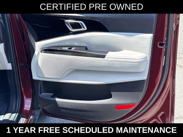 Used 2023 Kia Carnival SX FWD image 8